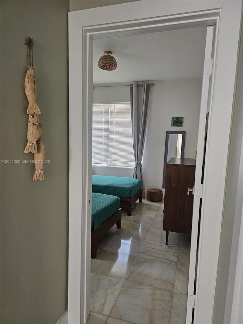801 8th St, Unit 201, Miami Beach, FL 33139 Photo