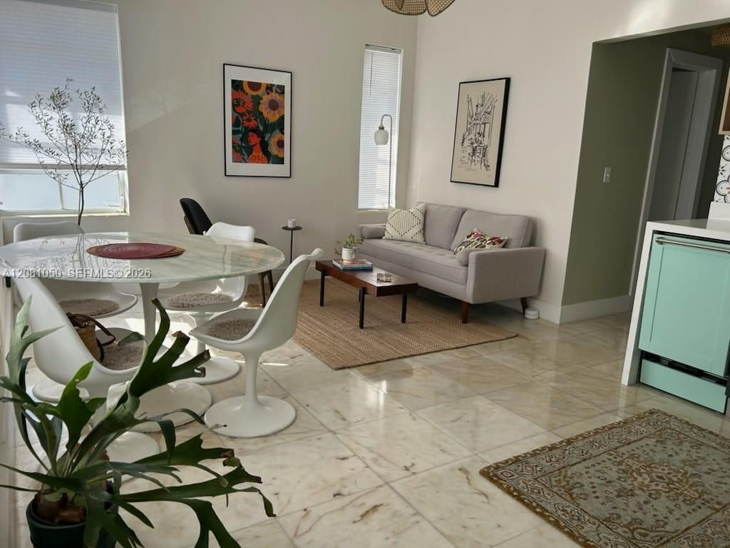 801 8th St, Unit 201, Miami Beach, FL 33139 Photo