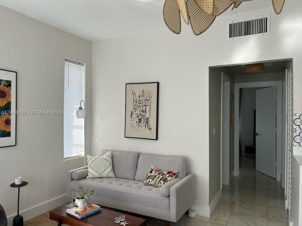 801 8th St, Unit 201, Miami Beach, FL 33139 Photo