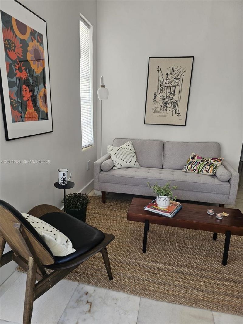 801 8th St, Unit 201, Miami Beach, FL 33139 Photo