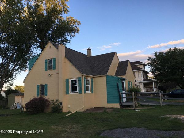 66 Park Street, Dallas, PA 18612