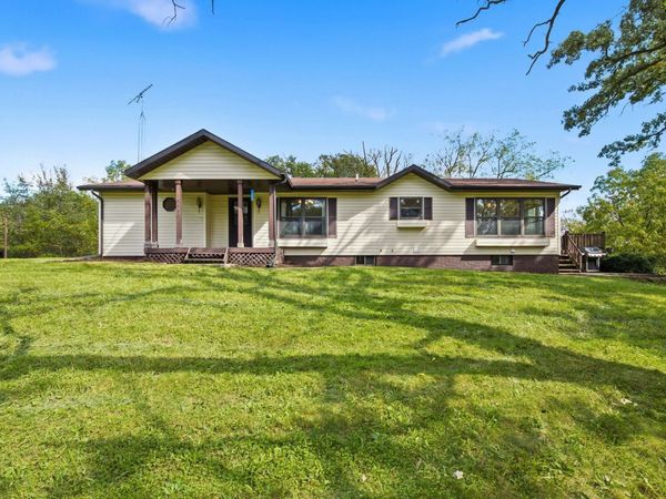 16490 Deery Road, Mineral Point, WI 53565