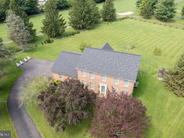 2092 TRIPLE GREEN COURT, HAMPSTEAD, MD 21074