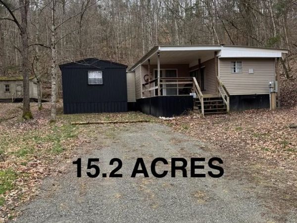 2987 Chestnut Grove Road , Columbia, KY 42728