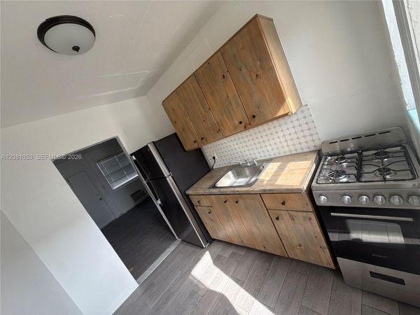 10085 NW 7 Ct , Unit 2-B, Miami, FL 33150