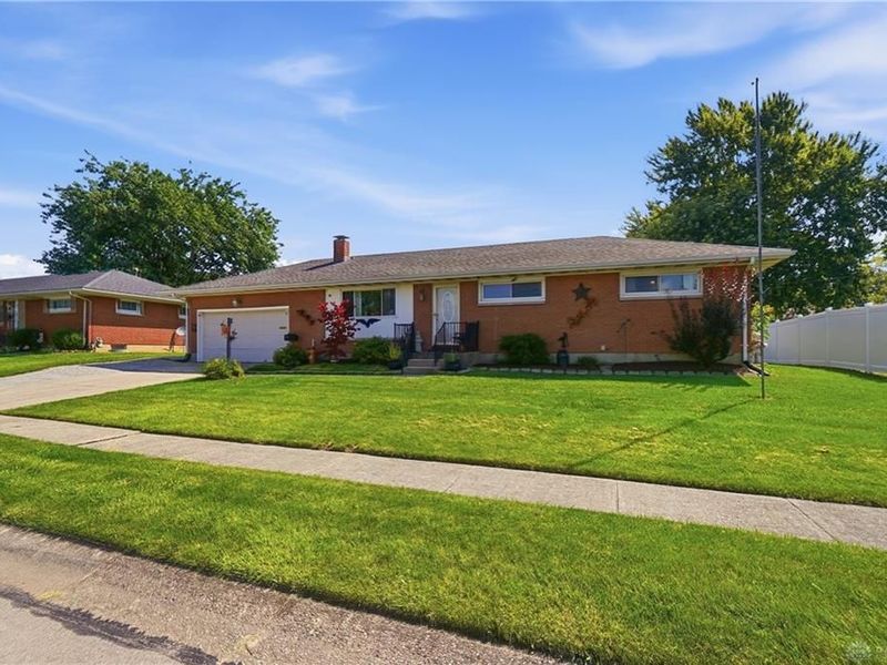 4522 Laredo Street, Springfield, OH 45503 Photo 4