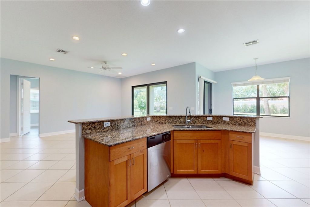 5537 57th Way, Vero Beach, FL 32967 Photo