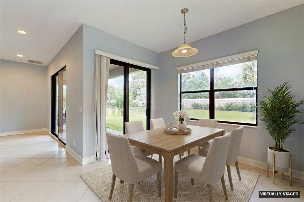 5537 57th Way, Vero Beach, FL 32967 Photo