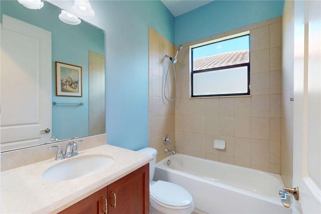5537 57th Way, Vero Beach, FL 32967 Photo