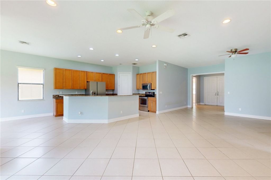 5537 57th Way, Vero Beach, FL 32967 Photo
