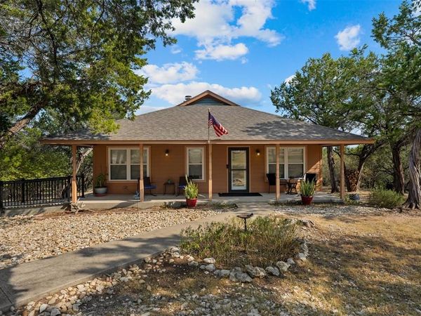 106 County Road 1506 , Morgan, TX 76671