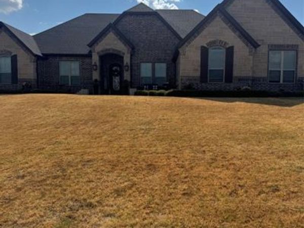 329 Kenyon Court, Granbury, TX 76049