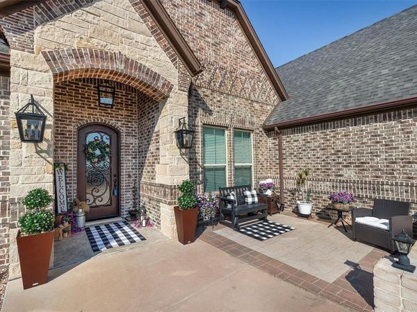 329 Kenyon Court, Granbury, TX 76049