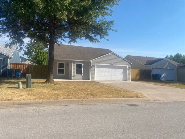3103 NE 12th Street , Bentonville, AR 72712