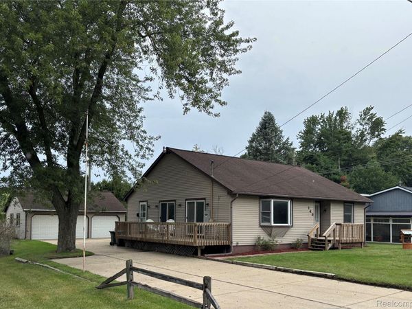 143 Schorn Drive, Orion Township, Mi 48362