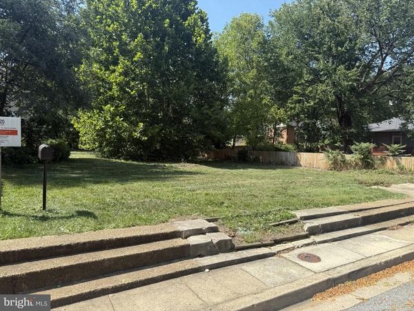 4204 37TH STREET, BRENTWOOD, MD 20722