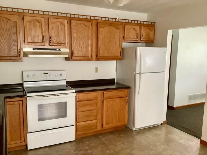 104 Highland, Circleville, OH 43113 Photo 8