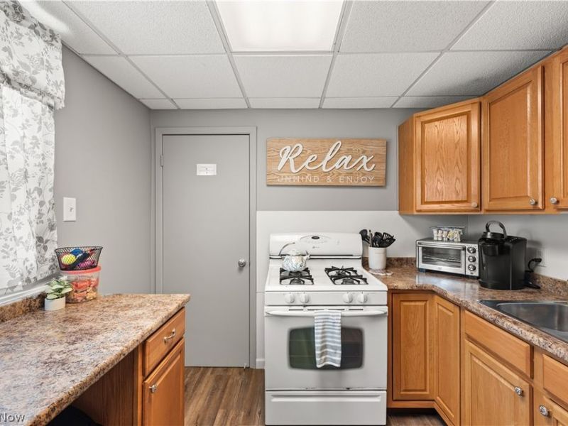 3175 Rocky River Drive, Cleveland, OH 44111 Photo 13