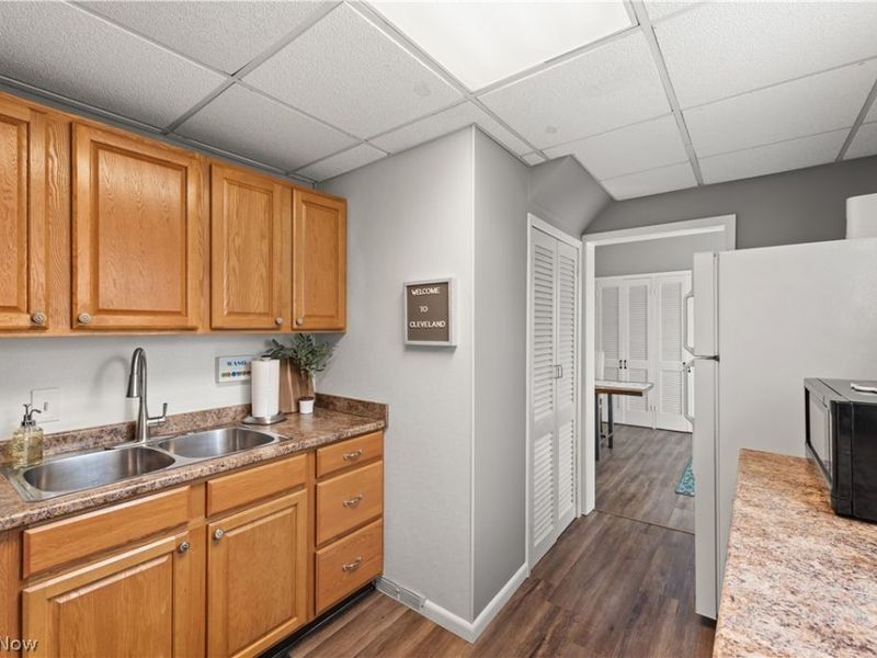 3175 Rocky River Drive, Cleveland, OH 44111 Photo 14