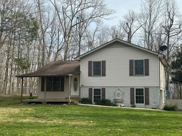 132 Petalbrook Ln , Livingston, TN 38570