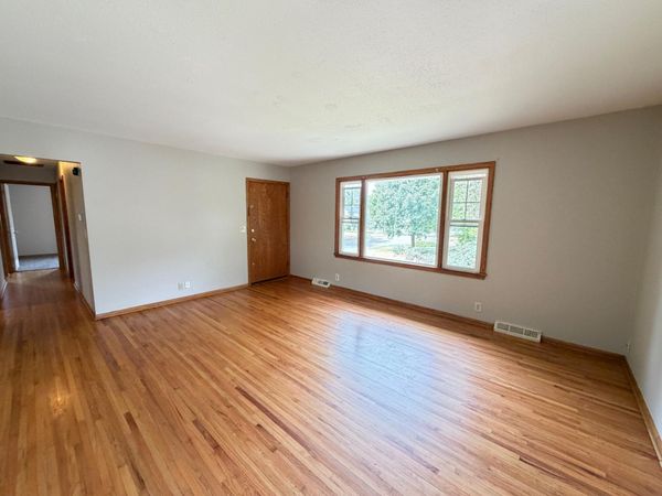 421 W 74th Street , Richfield, MN 55423