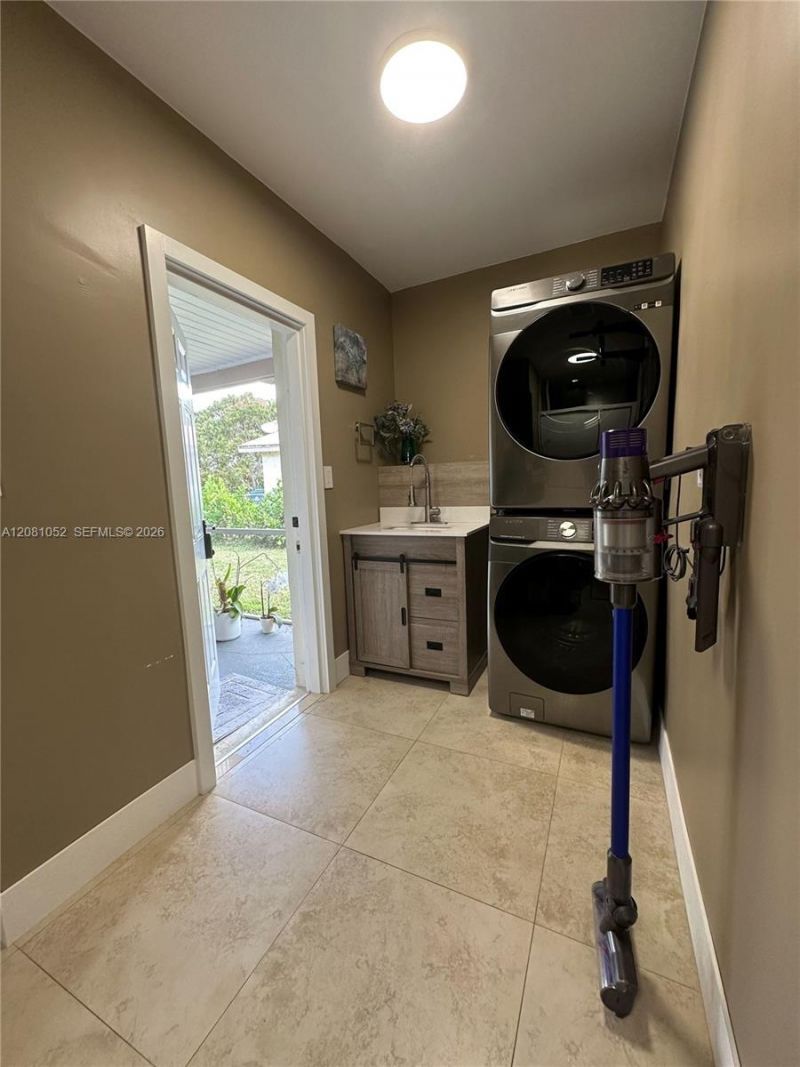 8203 NW 37th St , Coral Springs, FL 33065 Photo