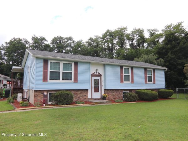 21 Chestnut Street , Tunkhannock, PA 18657