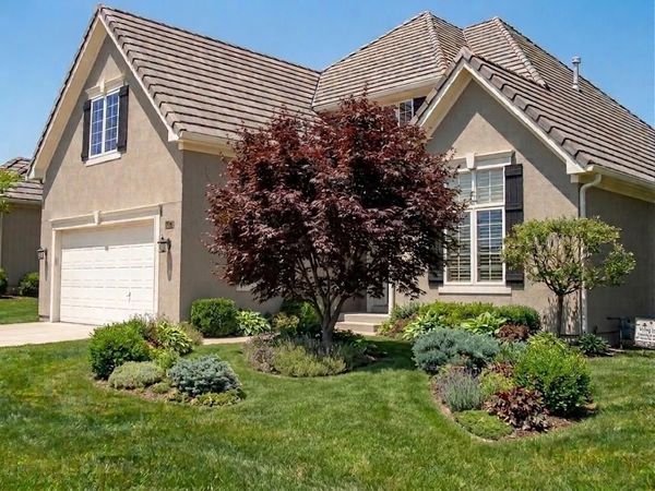 5272 W 150 Terrace, Leawood, KS 66224