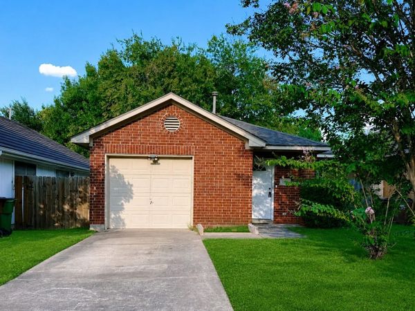 1581 Parkfield CIR , Round Rock, TX 78664