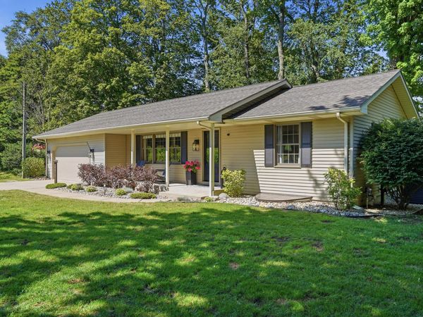 70070 2nd Avenue, South Haven, MI 49090