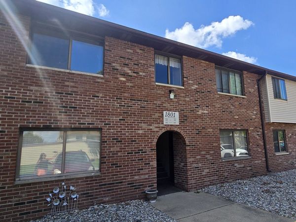 1801 Richardson Drive , Unit 6, Urbana, IL 61802