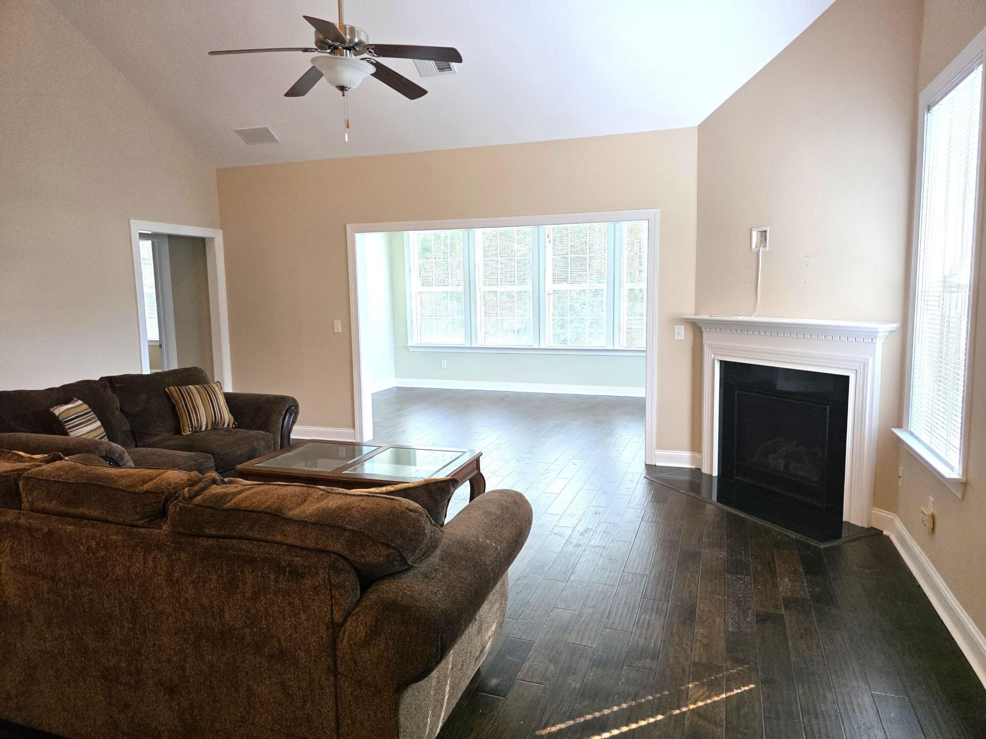297 Renau Boulevard Photo 12