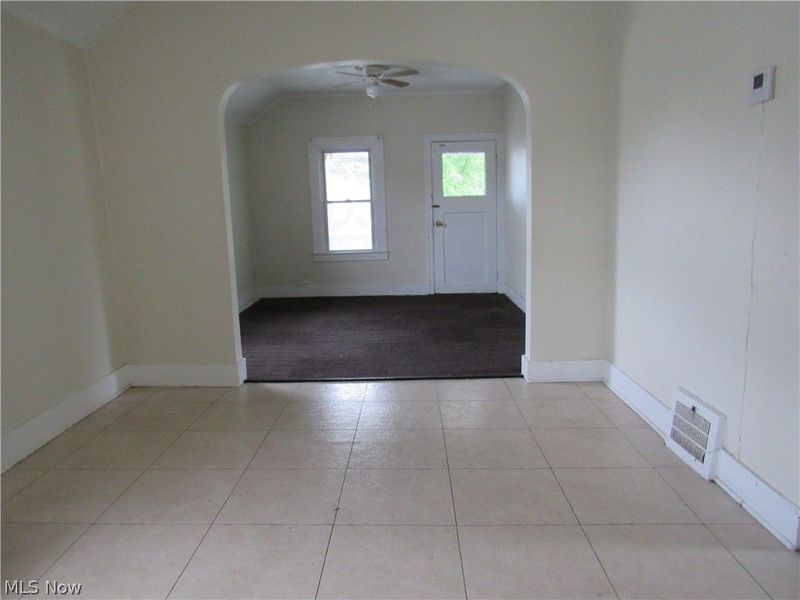 20390 Westport Avenue, Euclid, OH 44123 Photo 11