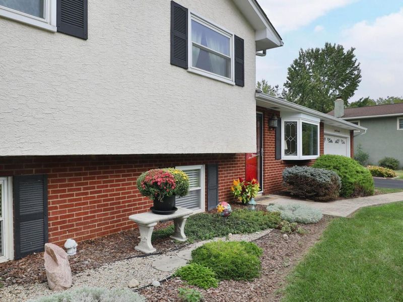 5391 Banbury Drive, Columbus, OH 43235 Photo 3