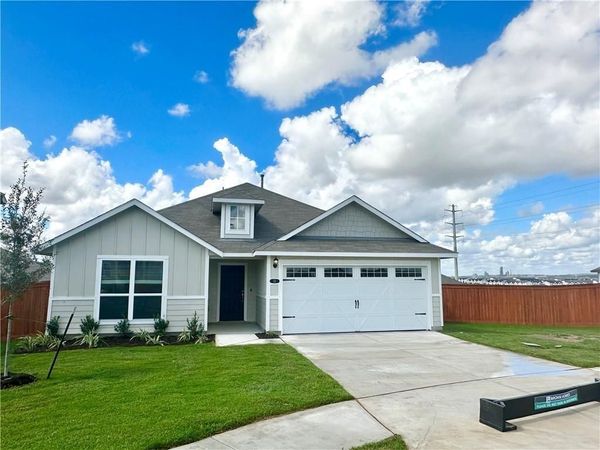 131 Spiny Lizard LN , San Marcos, TX 78666
