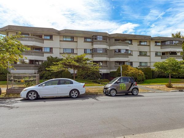 1145 Hilda St , Unit #401, Victoria, BC V8V 2Z5