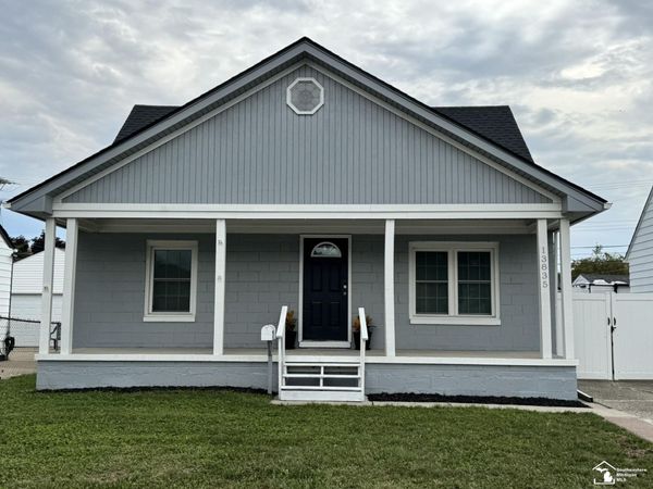 13835 Helen Street, Southgate, MI 48195