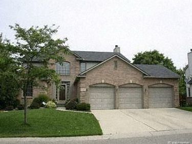 43002 Brookstone Drive, Novi, Mi 48377