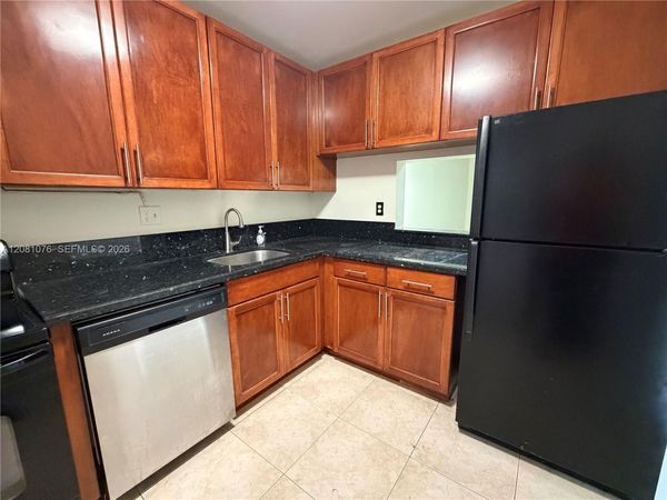 8000 Fairview Dr , Unit 202, Tamarac, FL 33321