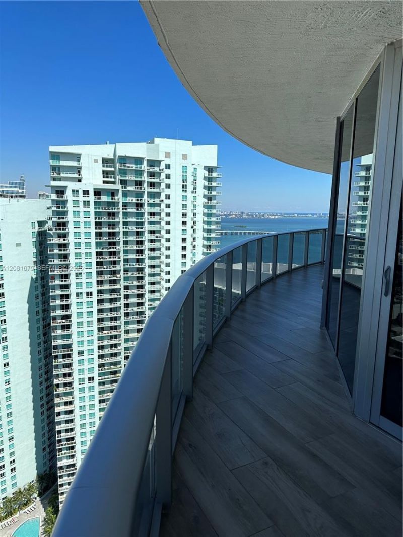 488 NE 18th St, Unit 4701, Miami, FL 33132 Photo
