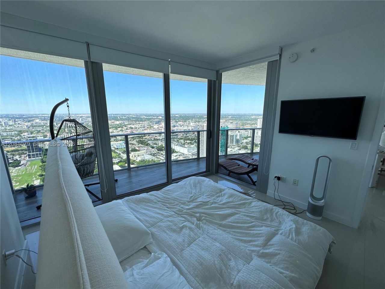488 NE 18th St, Unit 4701, Miami, FL 33132 Photo