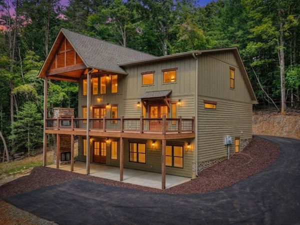 200 W Goldmine Road, Ellijay, GA 30536