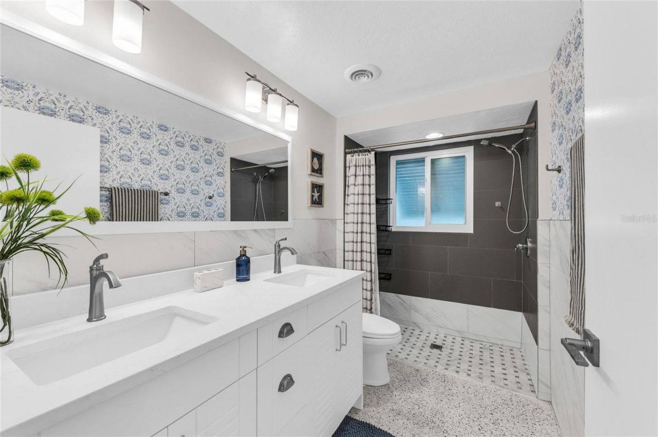 714 Norton Street , Longboat Key, FL 34228 Photo