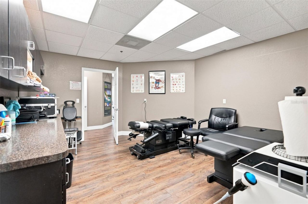 224 Mariner Boulevard , Spring Hill, FL 34609 Photo