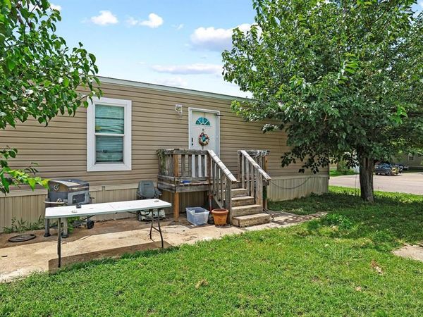 132 Knollwood Drive, Sherman, TX 75092