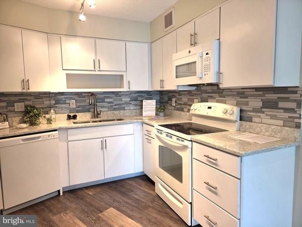 15107 INTERLACHEN DRIVE , Unit 2-517, SILVER SPRING, MD 20906