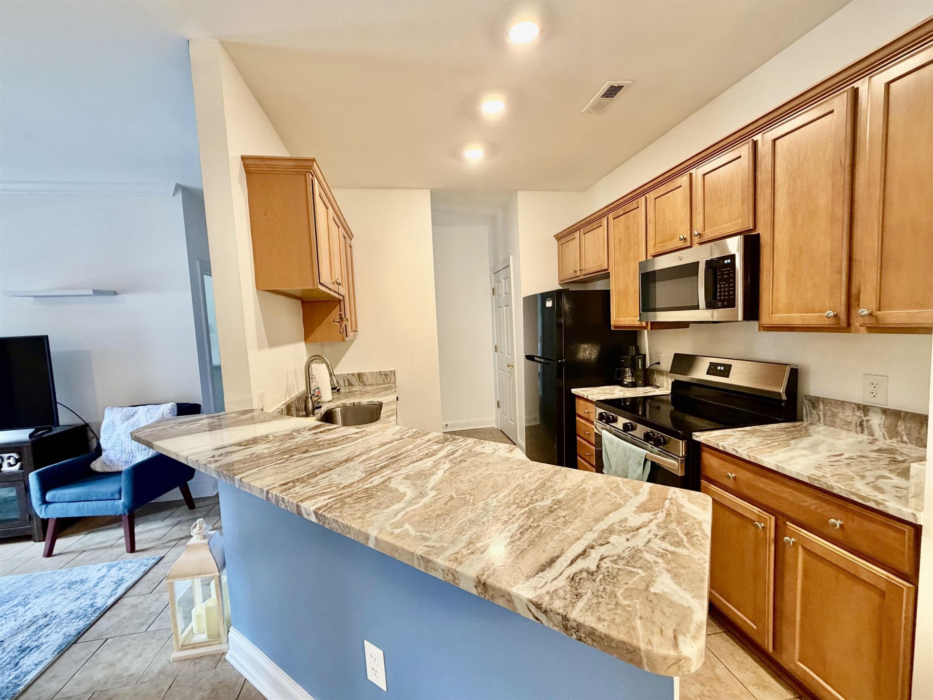 2049 Silver Crest Dr. Photo 5