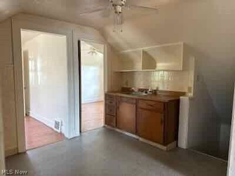 4752 E 88th, Garfield Heights, OH 44125 Photo 13