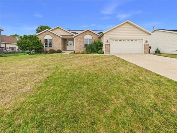2819 Mary Street , Belvidere, IL 61008
