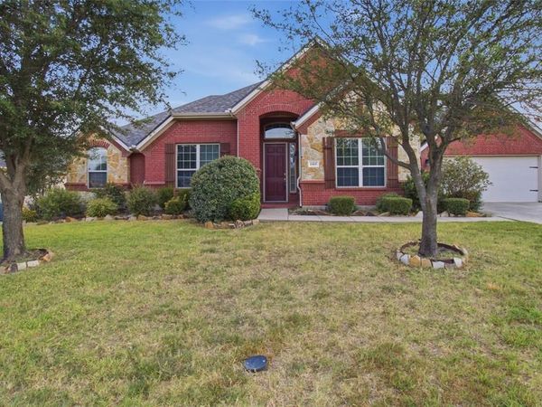 1105 Sunland Court, Mansfield, TX 76063